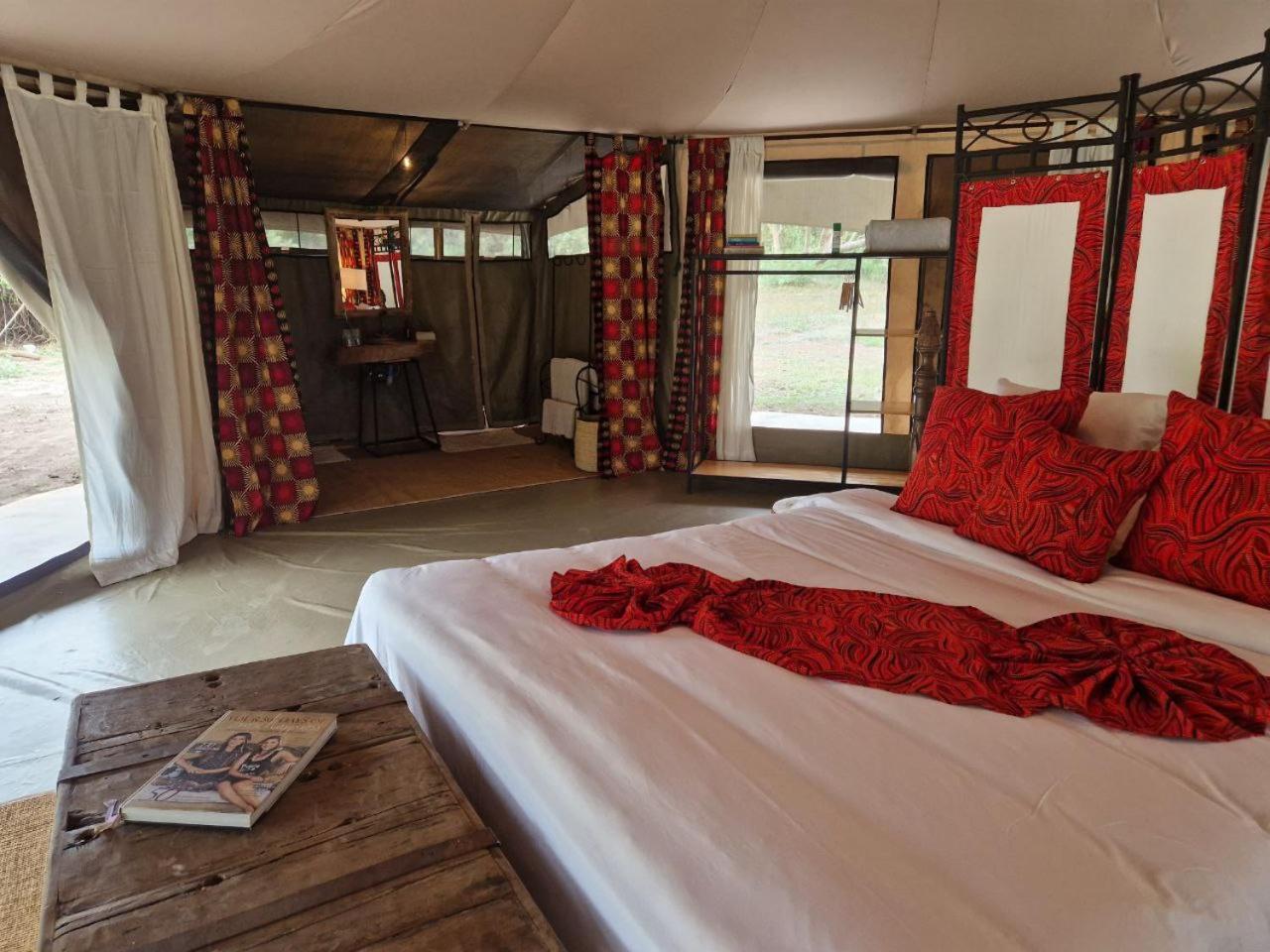 Usa River Dolly Farm & River Camp, Luxury Tents מראה חיצוני תמונה