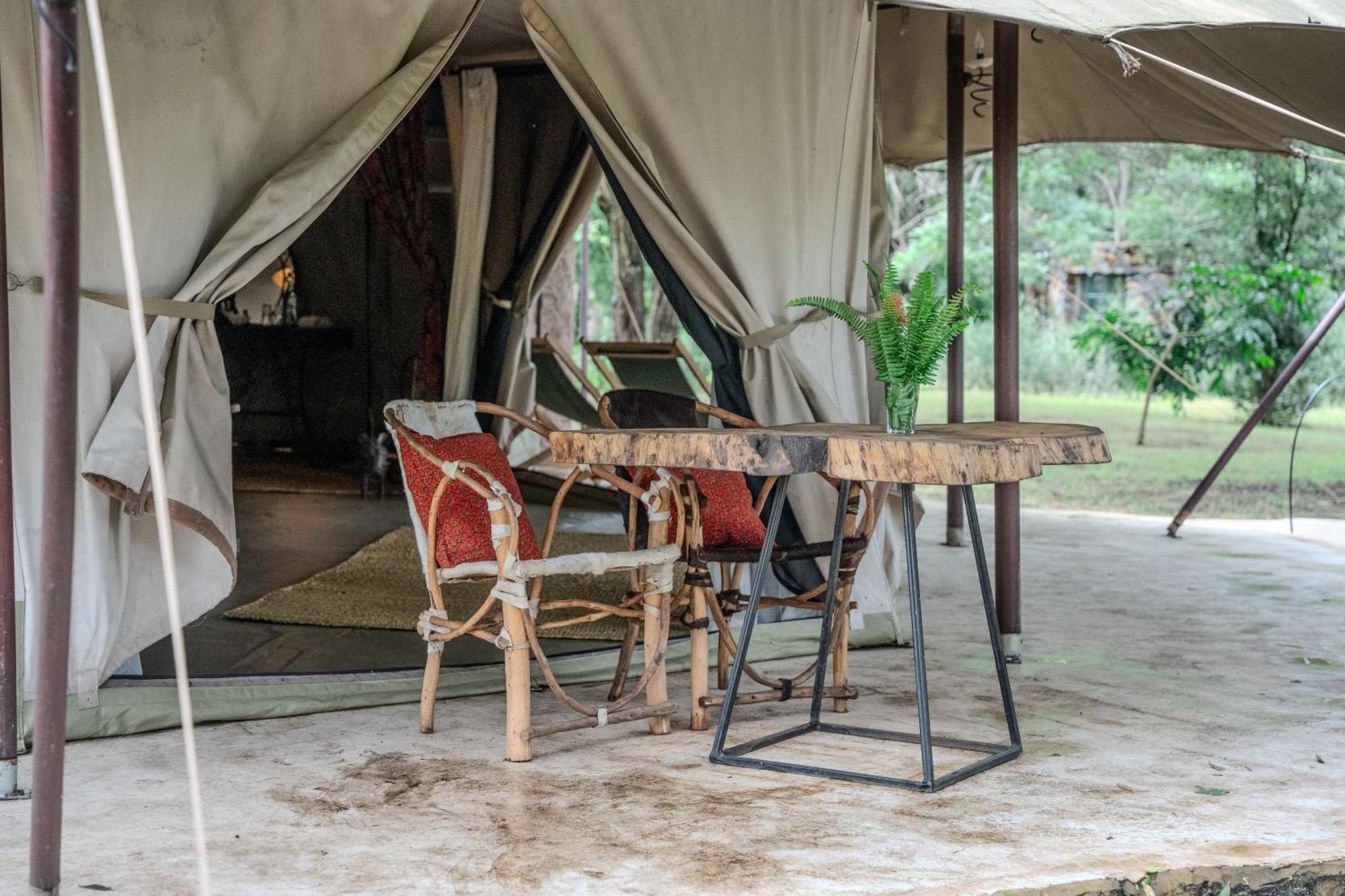 Usa River Dolly Farm & River Camp, Luxury Tents מראה חיצוני תמונה